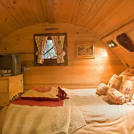 Les De Philippe Avec Jacuzzis Privatifs Hotel