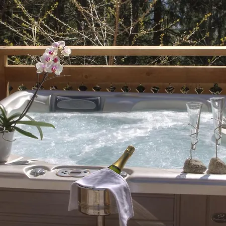 Les De Philippe Avec Jacuzzis Privatifs Hotel