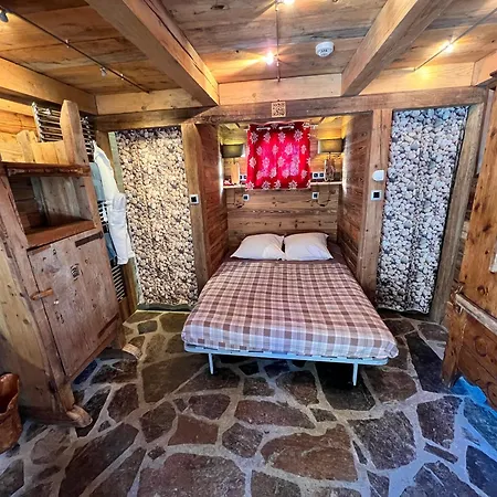 Hotel Les De Philippe Avec Jacuzzis Privatifs *