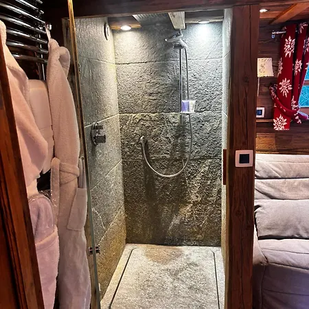 ホテル Les De Philippe Avec Jacuzzis Privatifs シャモニー