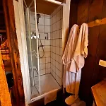 Otel Les De Philippe Avec Jacuzzis Privatifs 5*
