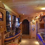 Les De Philippe Avec Jacuzzis Privatifs Otel Chamonix