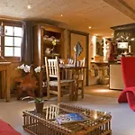 Hotel Les De Philippe Avec Jacuzzis Privatifs *