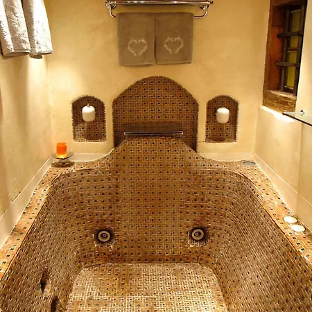 Les De Philippe Avec Jacuzzis Privatifs 5* Шамоні