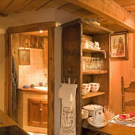 Les De Philippe Avec Jacuzzis Privatifs Szálloda