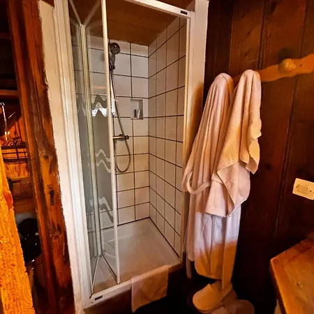 酒店 Les De Philippe Avec Jacuzzis Privatifs 5*