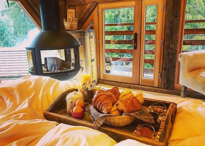 Les De Philippe Avec Jacuzzis Privatifs Отель