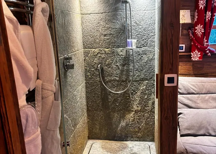 Отель Les De Philippe Avec Jacuzzis Privatifs Шамони