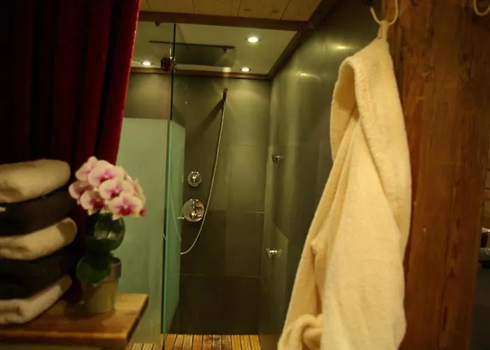 Hotel Les De Philippe Avec Jacuzzis Privatifs