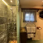 Les De Philippe Avec Jacuzzis Privatifs