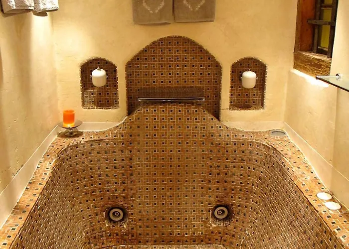 Les De Philippe Avec Jacuzzis Privatifs * שאמוני