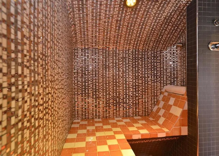 מלון Les De Philippe Avec Jacuzzis Privatifs