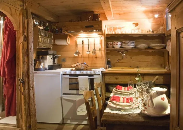 מלון Les De Philippe Avec Jacuzzis Privatifs *